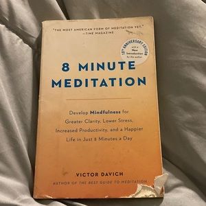 8 Minute Meditation By Victor Davich